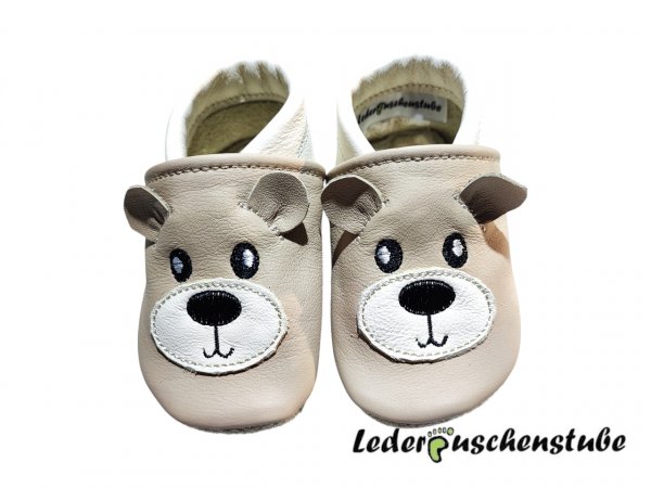 Lederpuschen beige-creme mit Bär (Ohr beige und Schnauze creme)